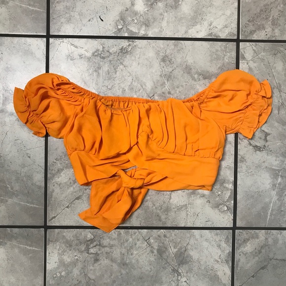 Tie Back Top - Picture 7 of 7